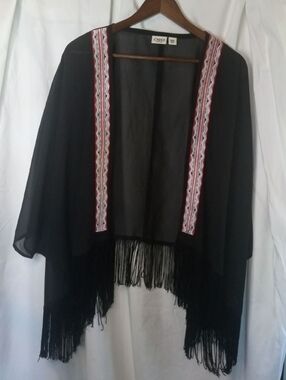 18/20 Plus Cato Black Open-Front Fringe Kimono Red White Trim Boho Gypsy Hippie
